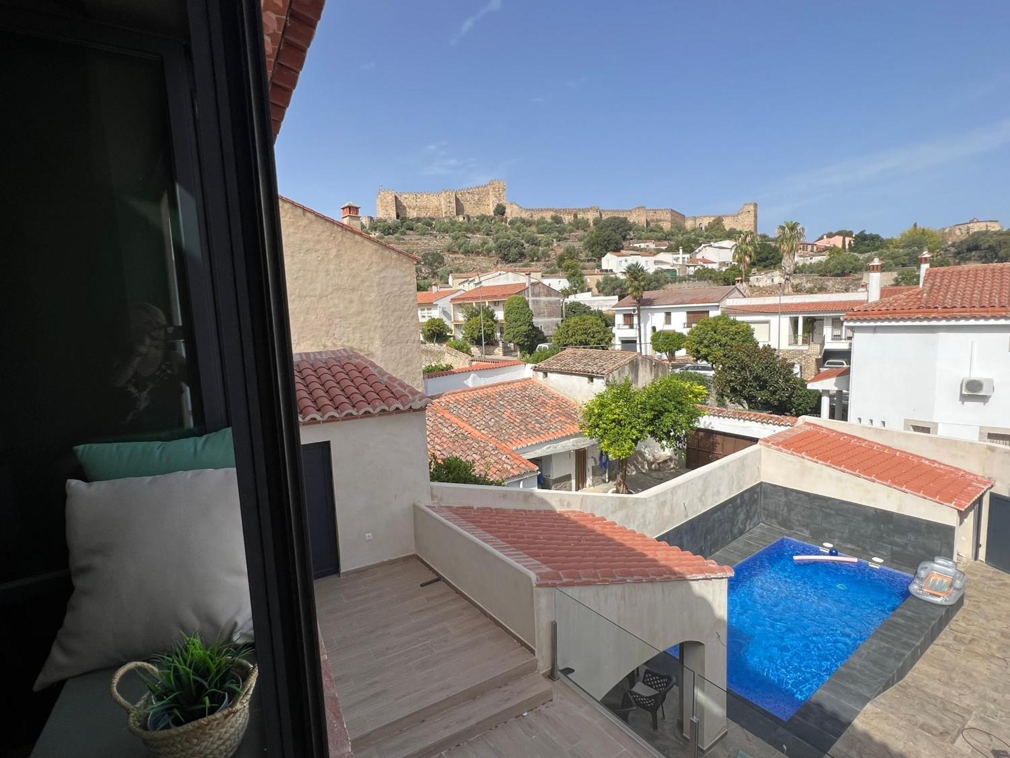 Grupo Garcia De Paredes Apartamentos Turisticos Trujillo Eksteriør bilde